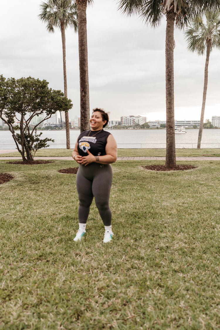 DTWD BLACK CROP TANK