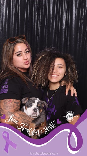 Love Shouldn’t Hurt Crop Tee (Black)